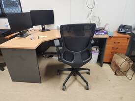Office Contents - picture0' - Click to enlarge