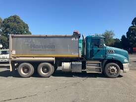 2015 Mack CMMR Granite Tipper & Dog Tri Axle Combination - picture1' - Click to enlarge