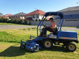 MOWER ISEKI SF300 - picture0' - Click to enlarge