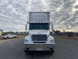 2015 Freightliner CL112-L Pantech Curtainsider - picture0' - Click to enlarge