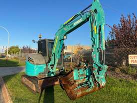 Excavator Kobelco SK55SX 2018 4 buckets and tipper 3174hrs - picture1' - Click to enlarge