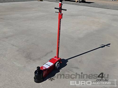 caption Unused HJ80/40 Hydraulic 2 Stage Jack