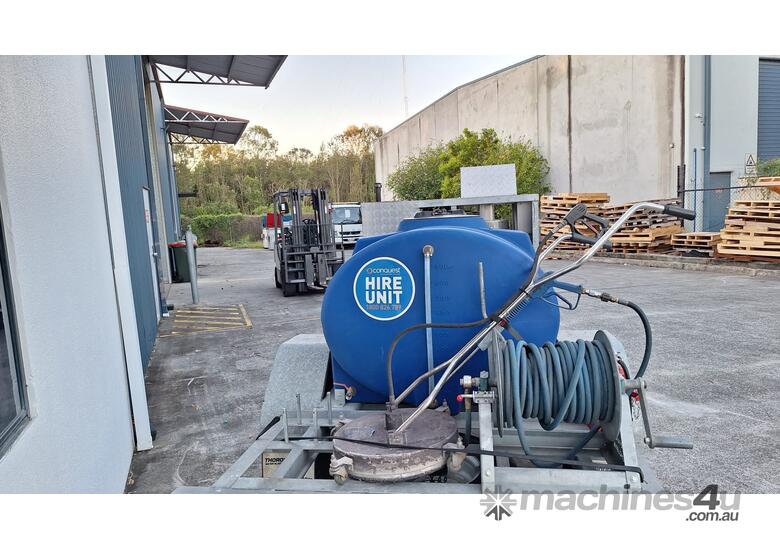 caption Conquest - Heavy Duty Pressure Washer Trailer With 1000L Tank and Boiler