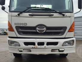 Hino FC4J - picture1' - Click to enlarge