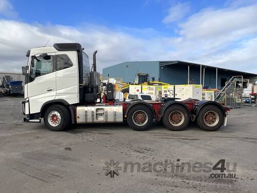 2019 Volvo FH700 8x6 Prime Mover