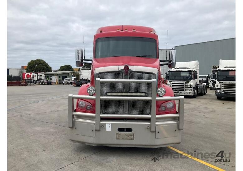 caption 2018 Kenworth T610 Prime Mover Sleeper Cab