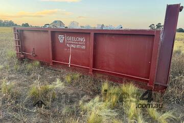 Newbridge Engineering Hooklift Bin