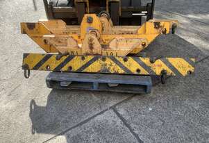   LOT #28 Crane spreader