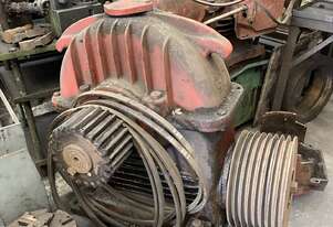 LOT #102 Reduction Box and Motor