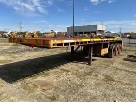 1980 Unbranded Tri Axle Flat Top Trailer - picture1' - Click to enlarge