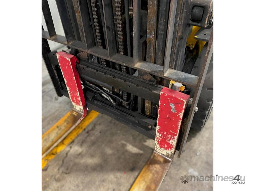 Used 2012 yale GLP25RK Forklifts and Stackers in Dry Creek, SA