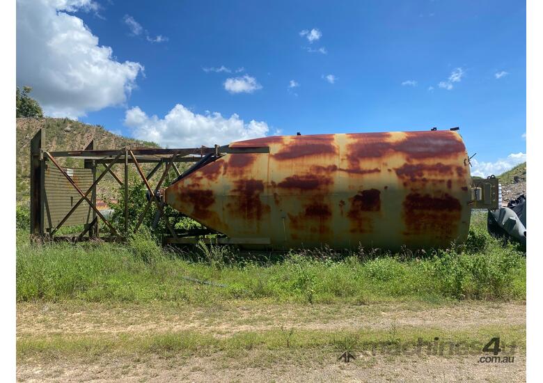 M&Q EQUIPMENT - 80 METRE SILO