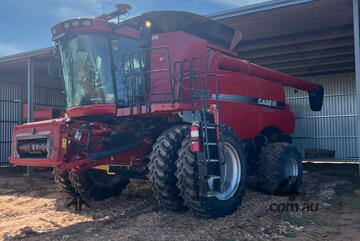 CASE IH 8120 Header(Combine) Harvester/Header