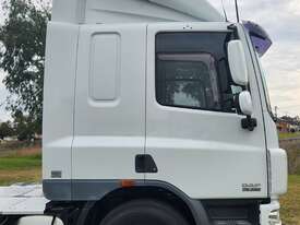 DAF CF75/85 360 4x2 Single Drive Automatic Prime Mover Truck. - picture1' - Click to enlarge