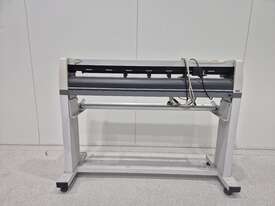 Ultra Pro Cutter 1200mm Vinyl Plotter - picture0' - Click to enlarge