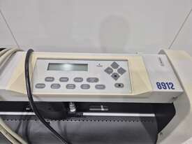 Ultra Pro Cutter 1200mm Vinyl Plotter - picture2' - Click to enlarge