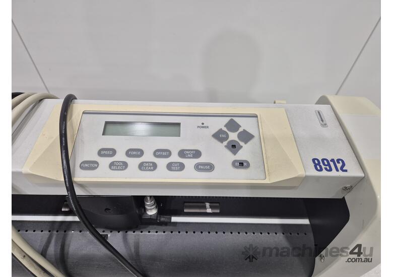 caption Ultra Pro Cutter 1200mm Vinyl Plotter