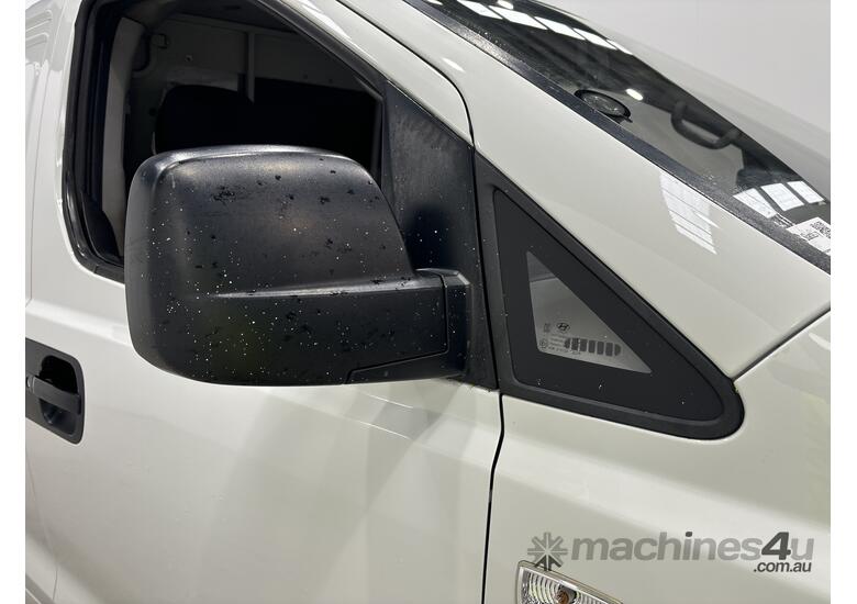 caption 2017 Hyundai iLoad Van (Diesel) (Auto)