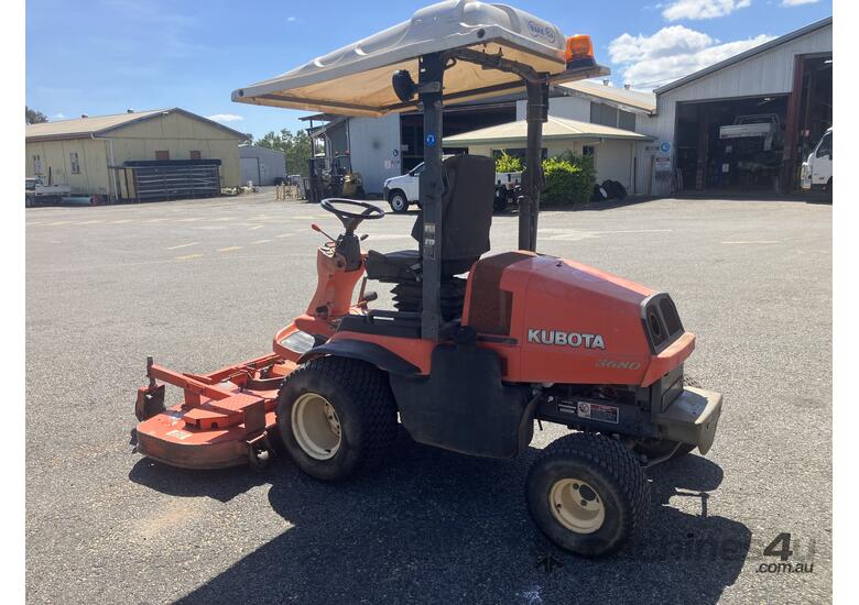 caption 2012 Kubota F3680 Front Deck Mower