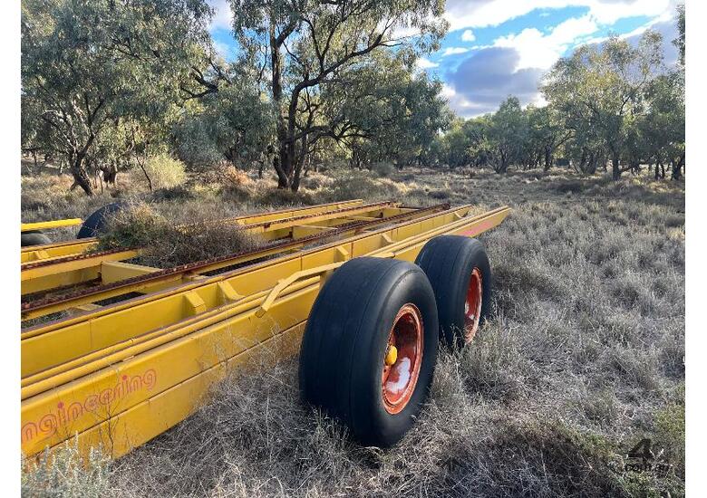 caption Round Bale Handler