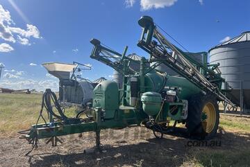 Goldacres 24m Tow Behind Sprayer Goldacres 24m Tow Behind Sprayer