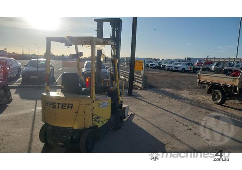 caption Hyster J1.75EX