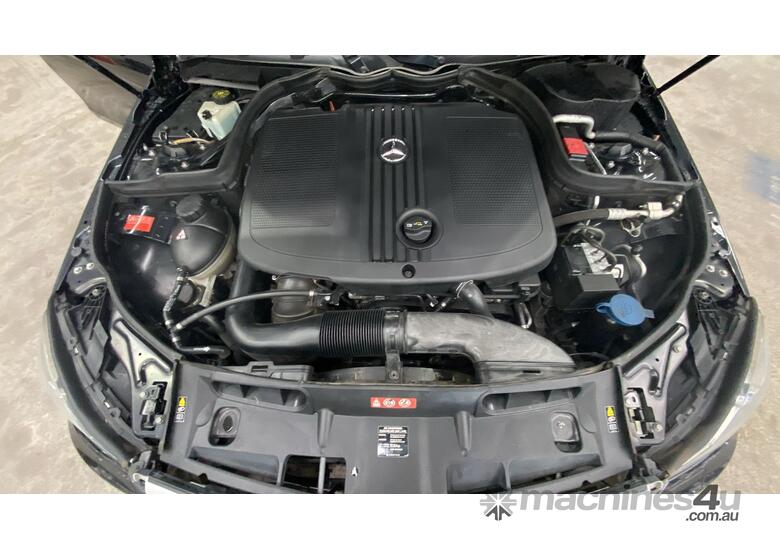 caption 2011 Mercedes-Benz C-Class C200 BlueEFFICIENCY Sedan T/Diesel (Auto)