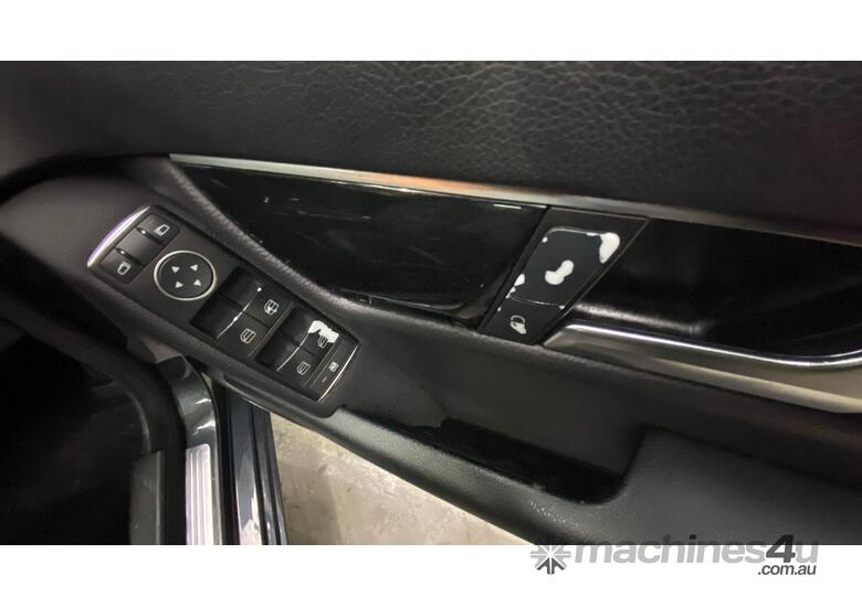 caption 2011 Mercedes-Benz C-Class C200 BlueEFFICIENCY Sedan T/Diesel (Auto)