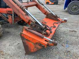 Kubota Tractor / Loader - picture0' - Click to enlarge