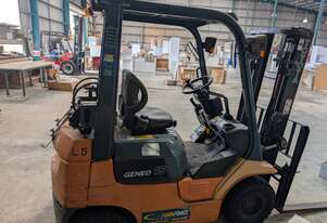 Toyota 7FG15 1.5T Forklift - 3-Stage Container Mast