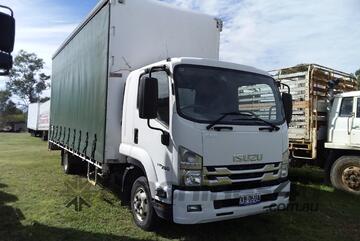 Isuzu 10 pallet curtainside