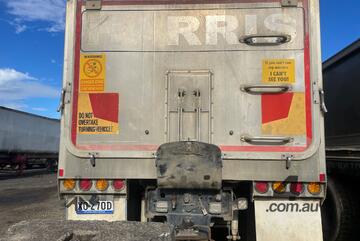 Trident 2008 Mack   Tipper