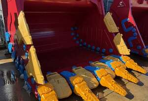 Komatsu HD Rock Bucket 6.7m