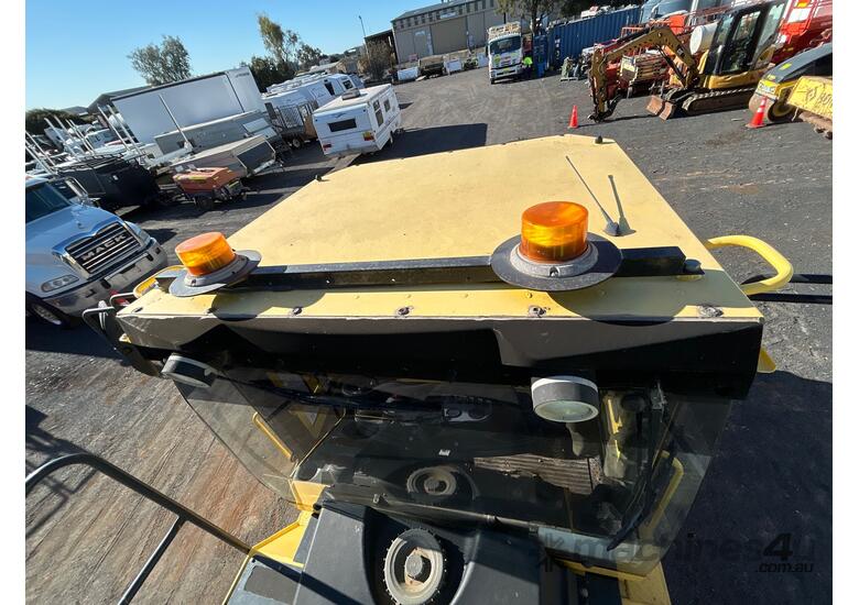 2017 Bomag BW27RH Pneumatic Roller