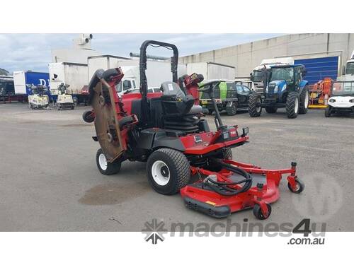 caption Toro Groundsmaster 4000-D