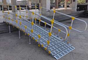 4M 350kg Rolling Ramp with Handrails