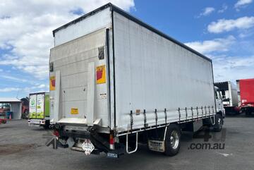 2010 Nissan UD PK10 Curtainsider 2010 Nissan UD PK10 Curtainsider
