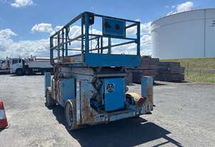 2004 Genie GS-4390 Scissor Lift