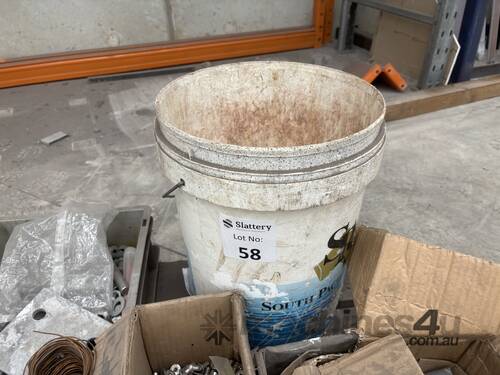 1 X Pallet of Bolts inc Bucket