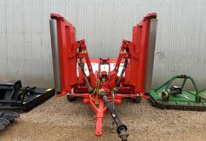 Trimax Pegasus 493 (3 point linkage finishing mower)