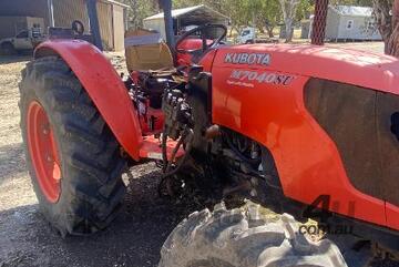 Kubota   7040 tractor