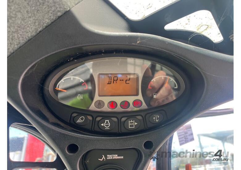 2021 Bobcat S450 Wheeled Skid Steer