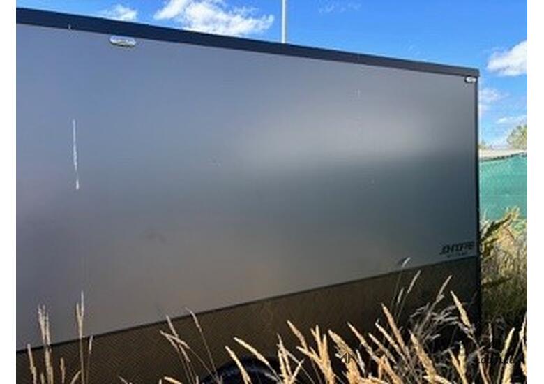 2022 Custom Box Trailer Tandem Axle