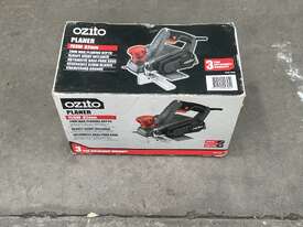 Ozito PLR-750 Corded Planer in Box - picture0' - Click to enlarge