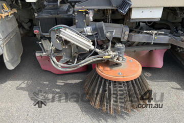 2018 Hino FE500 1426 Dual Steer Sweeper