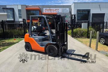 Toyota 2.5T Forklift Container Mast (Unit#:AU465)