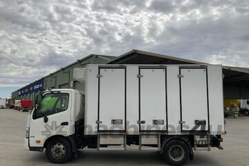 2020 Hino 300 816 Refrigerated Pantech
