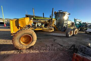 Caterpillar 2008   140M