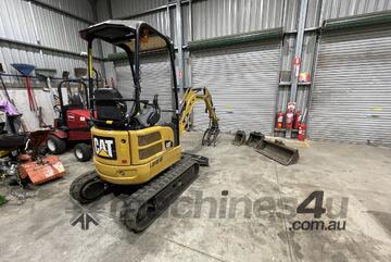 Caterpillar Mini Excavator and Sureweld Trailer AS NEW