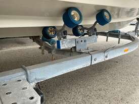 2014 Custom Boat Trailer - picture1' - Click to enlarge